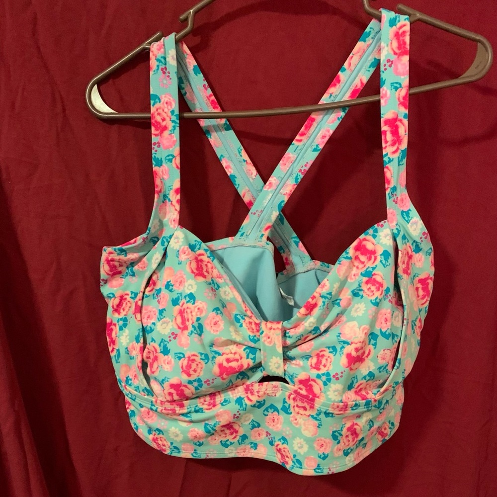 Swim top - Picture 2 of 2